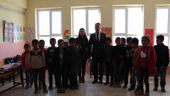 İlçe Milli Eğitim Müdürümüz Cihan BİRCAN Köy okullarımızdan Yukarı Ataklar ilkokulunu ziyaret etti.