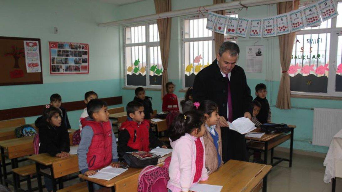 İlçe Milli Eğitim Müdürümüz Sayın Mehmet Han ÖZDEMİR taşımalı eğitim merkezlerimizden Aybastı  İlk/ortaokulunu ziyaret etti