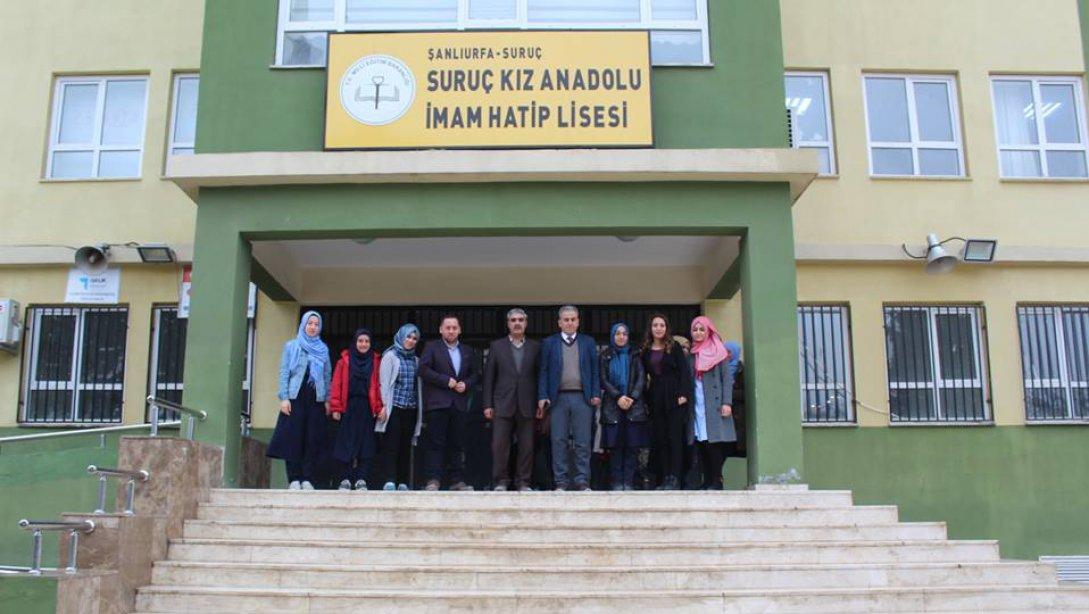 İlçe Milli Eğitim Müdürümüz Sayın Mehmet Han ÖZDEMİR İlçemiz Suruç Kız Anadolu İmam Hatip Lisesini ziyaret etti